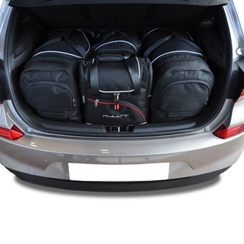 HYUNDAI i30 HATCHBACK 2017+ TORBY DO BAGAŻNIKA 4 SZT